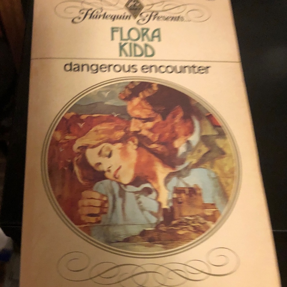 Flora Kidd "Dangerous Encounter" Vintage Romance Paperback - Cream Cover